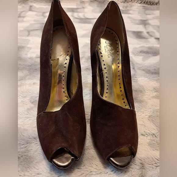 BCBG Brown Suede Heels With Open Toe - Picture 2 of 9